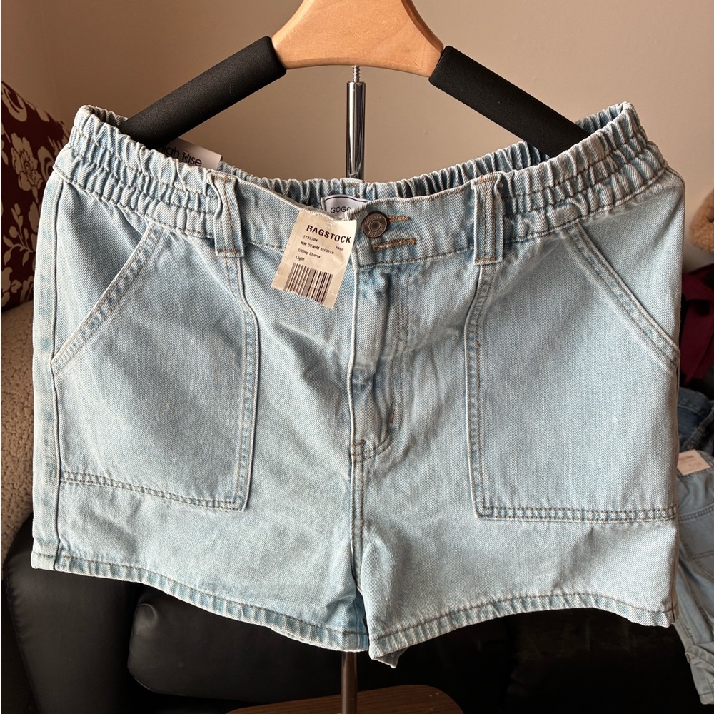 GOGO Light Blue Elastic-Waist Denim Shorts with Front Patch Pockets